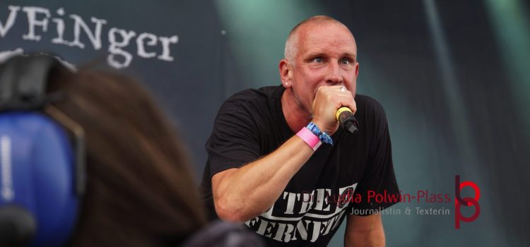 Exclusive interview with ZAK TELL, frontman and voice from CLAWFINGER – part 4