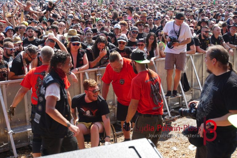 CROWDSURFER und GRABENSCHLAMPEN Summer Breeze 2023 © Polwin-Plass_3785