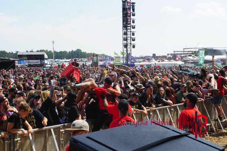 CROWDSURFER und GRABENSCHLAMPEN Summer Breeze 2023 © Polwin-Plass_4107
