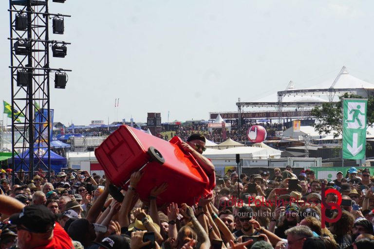 CROWDSURFER und GRABENSCHLAMPEN Summer Breeze 2023 © Polwin-Plass_4114