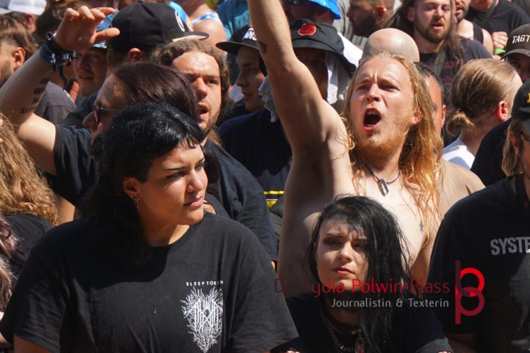 CROWDSURFER und GRABENSCHLAMPEN Summer Breeze 2023 © Polwin-Plass_4149