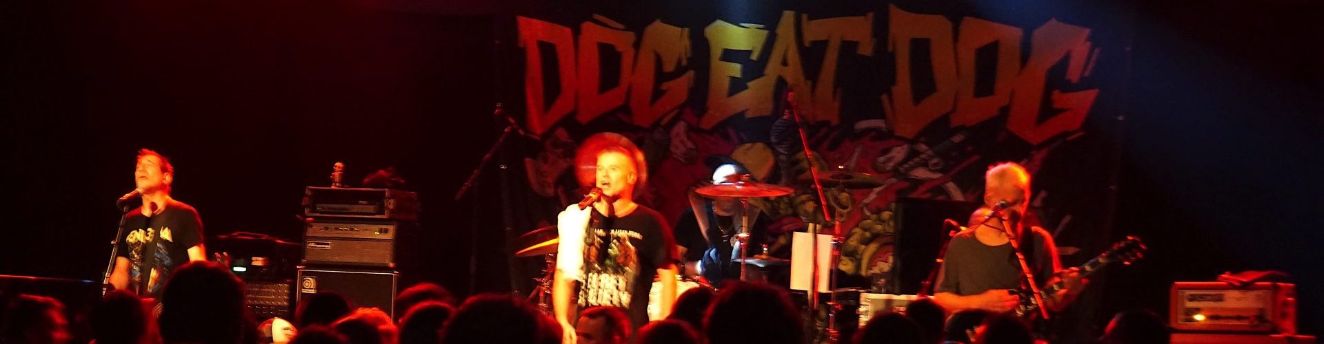 FOTOSTRECKE: DOG EAT DOG Special Guests: Grove Street, Kings Never Die